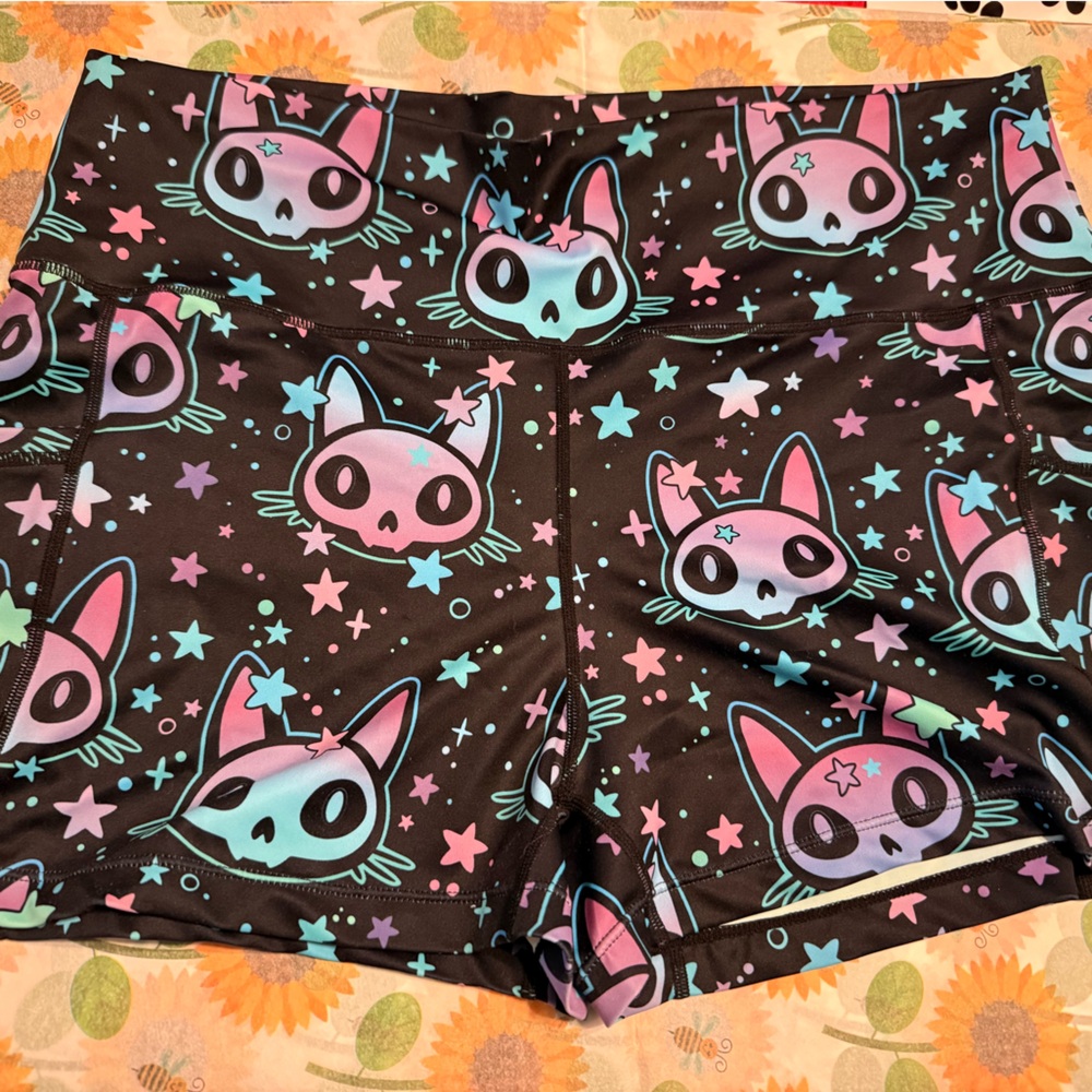CVG kitty shorts XXL